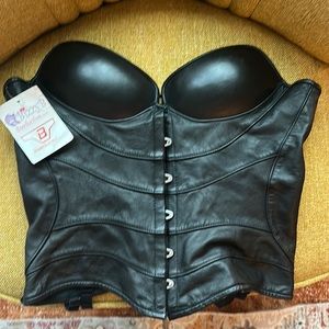 Leather corset size M never worn Blizzy B